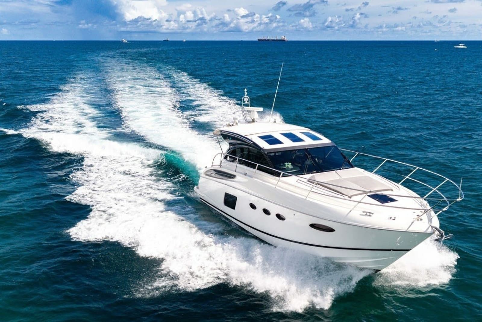 2015 Princess V48