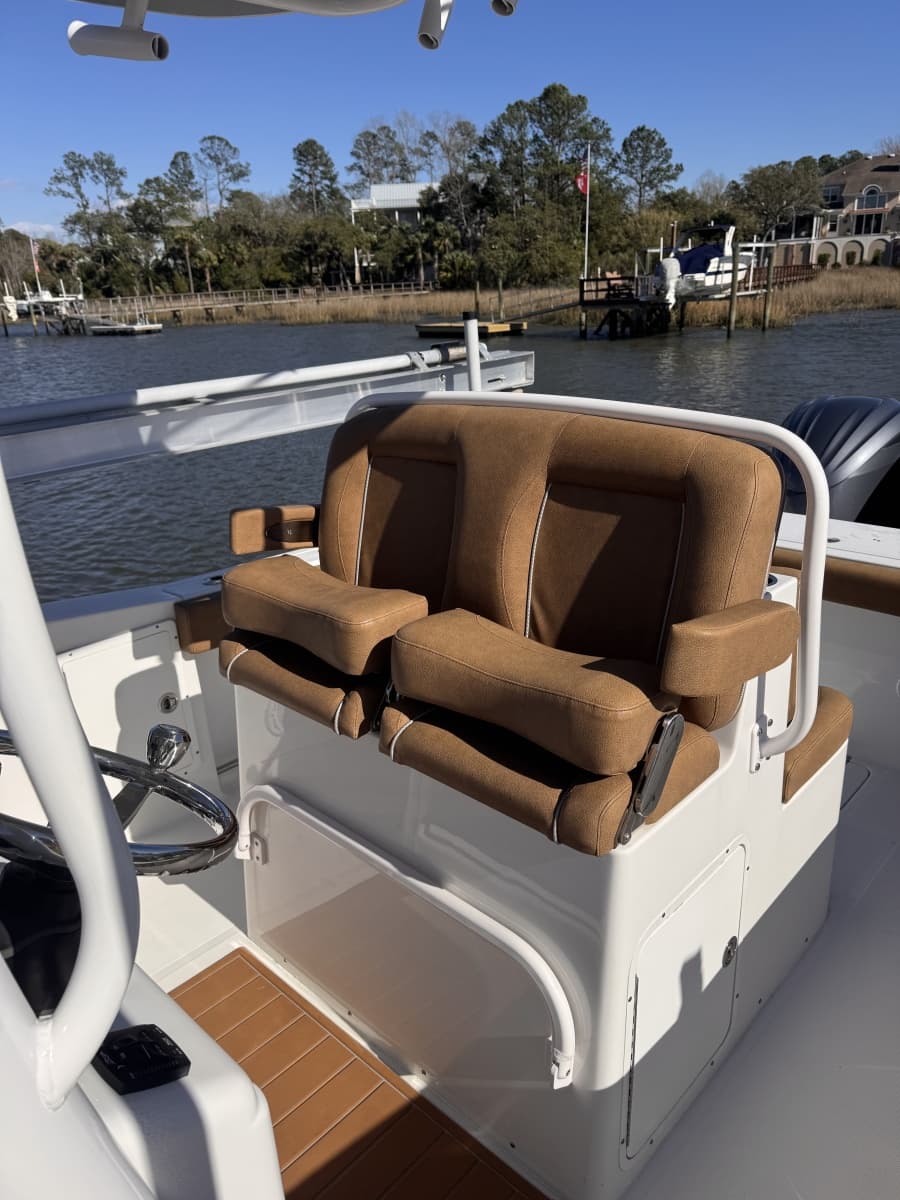 2023 Sea Hunt Gamefish 27FS
