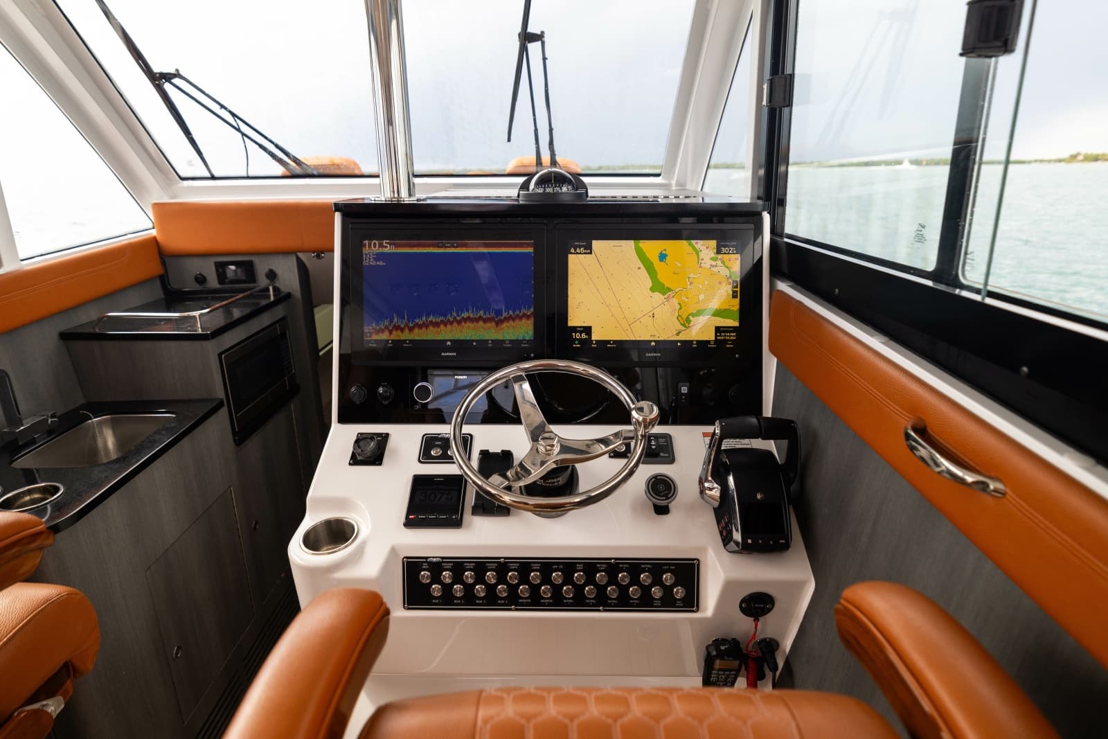 2024 Invincible Pilothouse