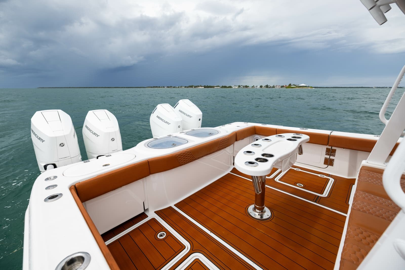 2024 Invincible Pilothouse