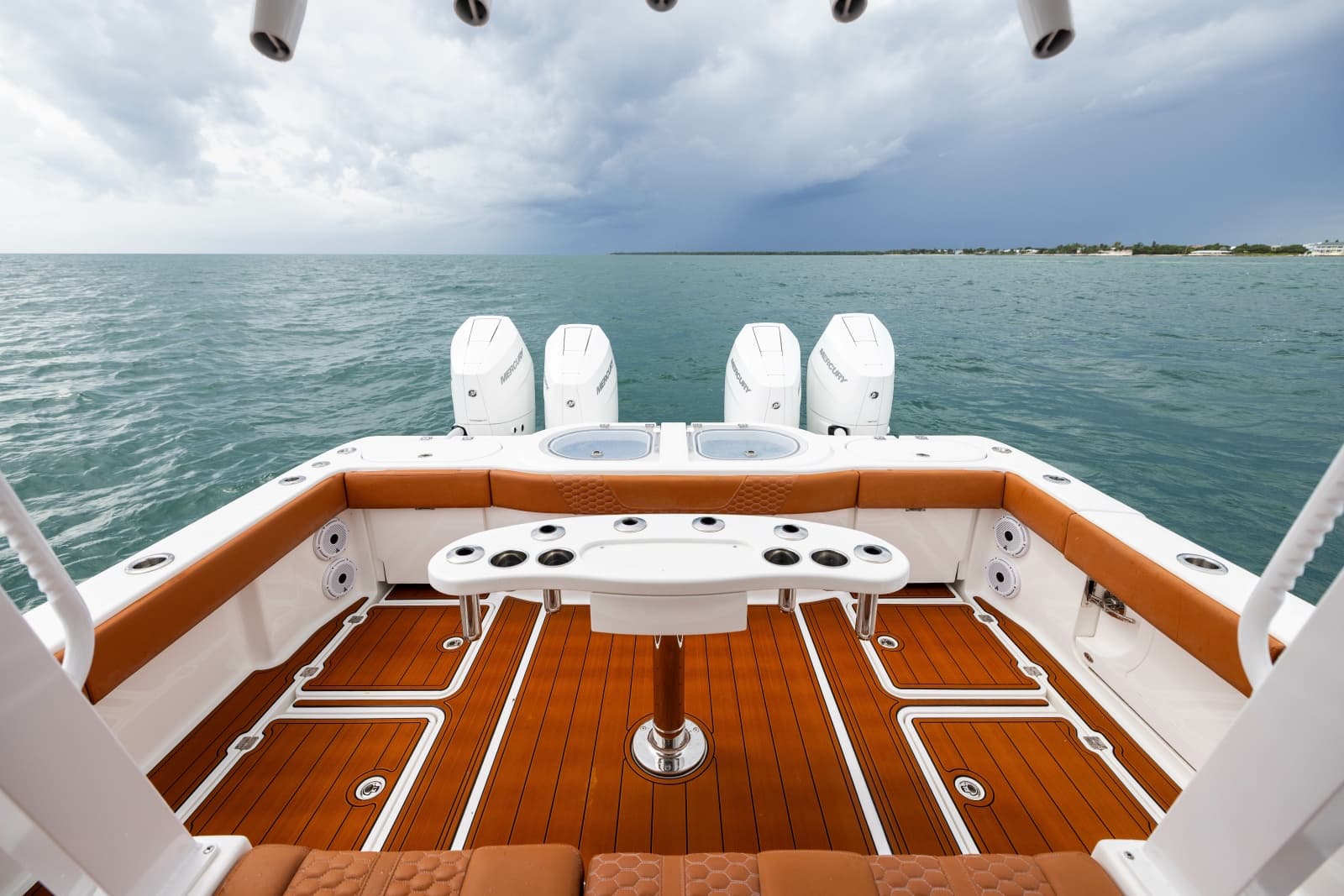 2024 Invincible Pilothouse