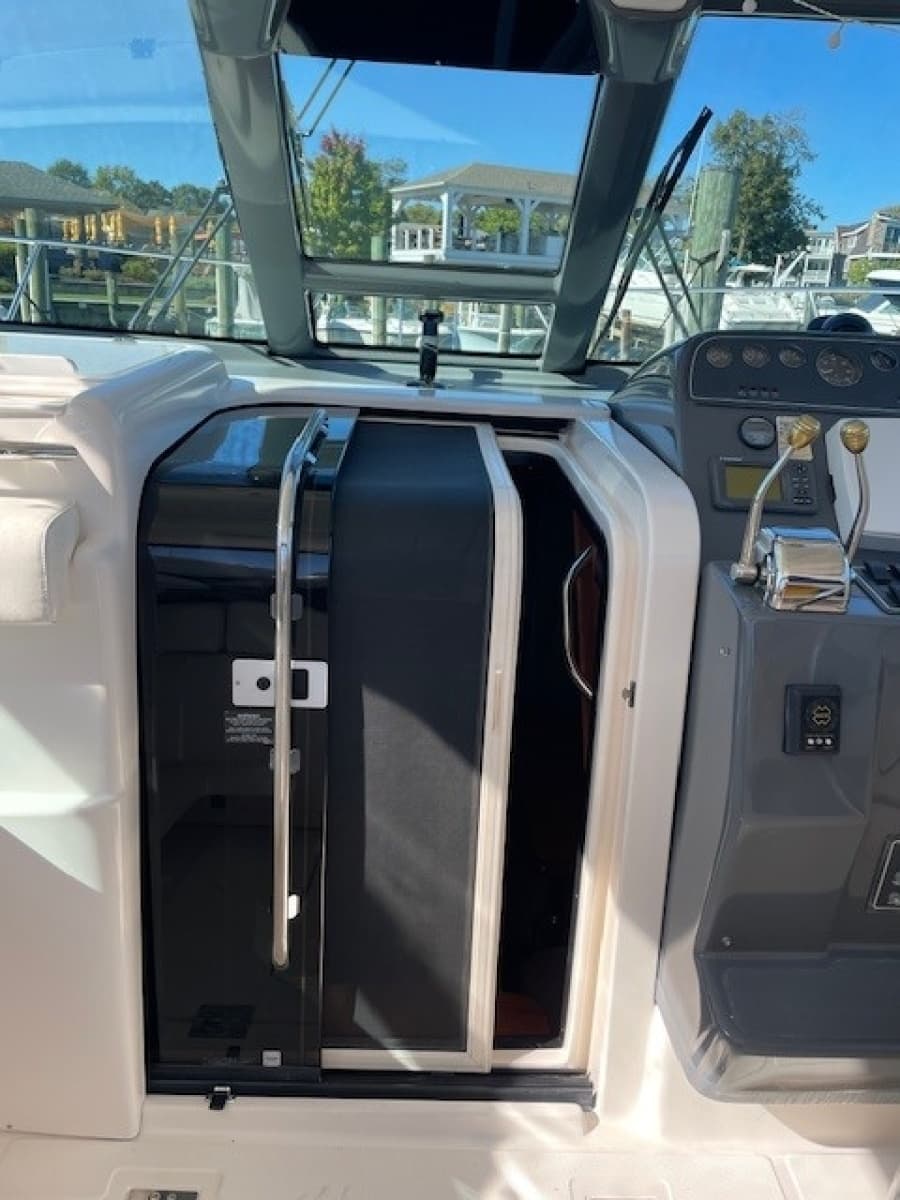 2004 Tiara Yachts 3200 Open