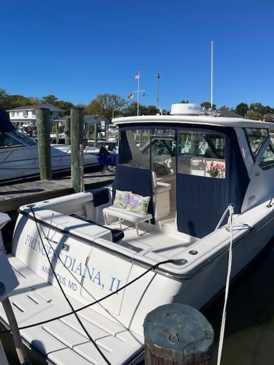 2004 Tiara Yachts 3200 Open