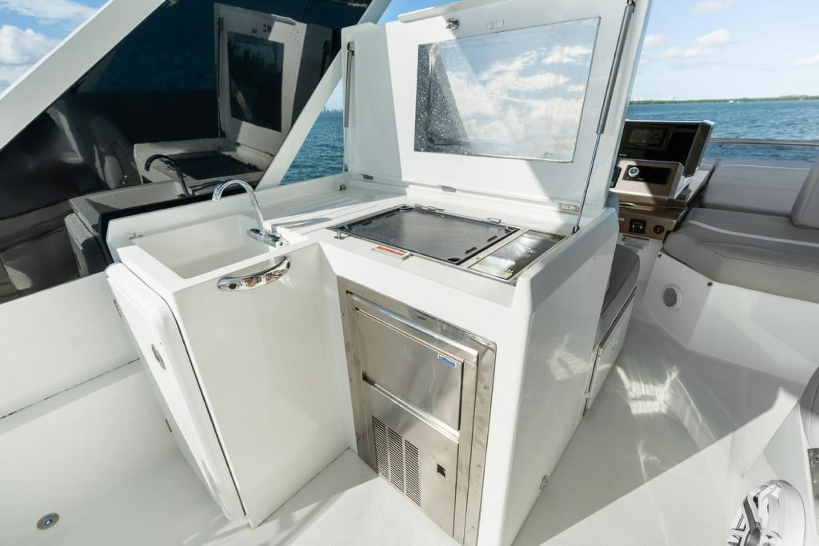 2021 Galeon 