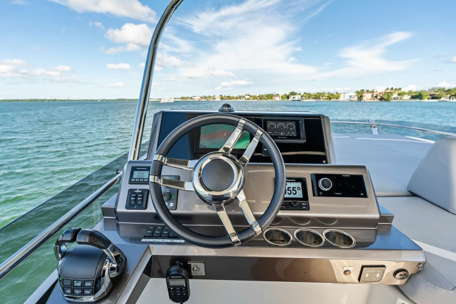 2021 Galeon 