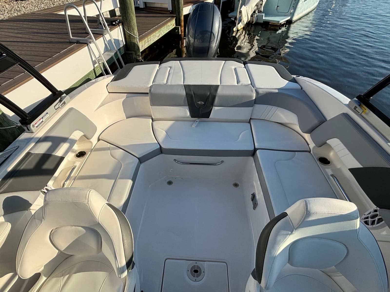 2022 Chaparral 