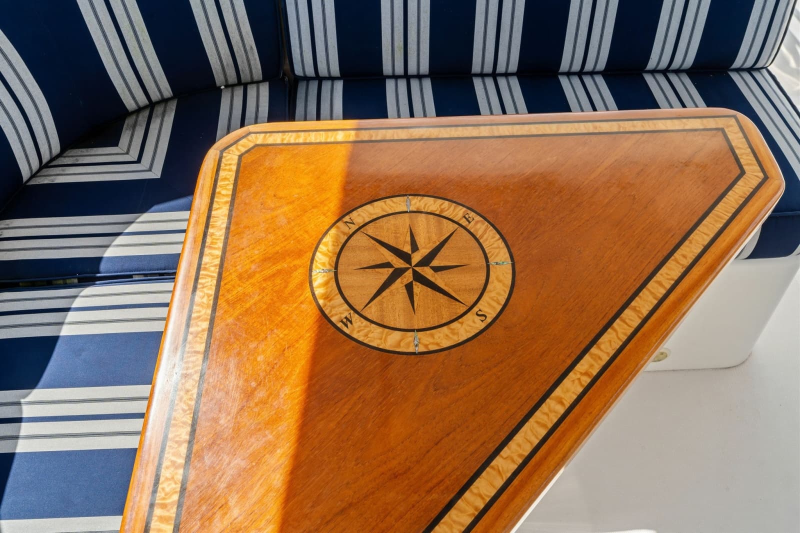 2001 Pacific Mariner 65