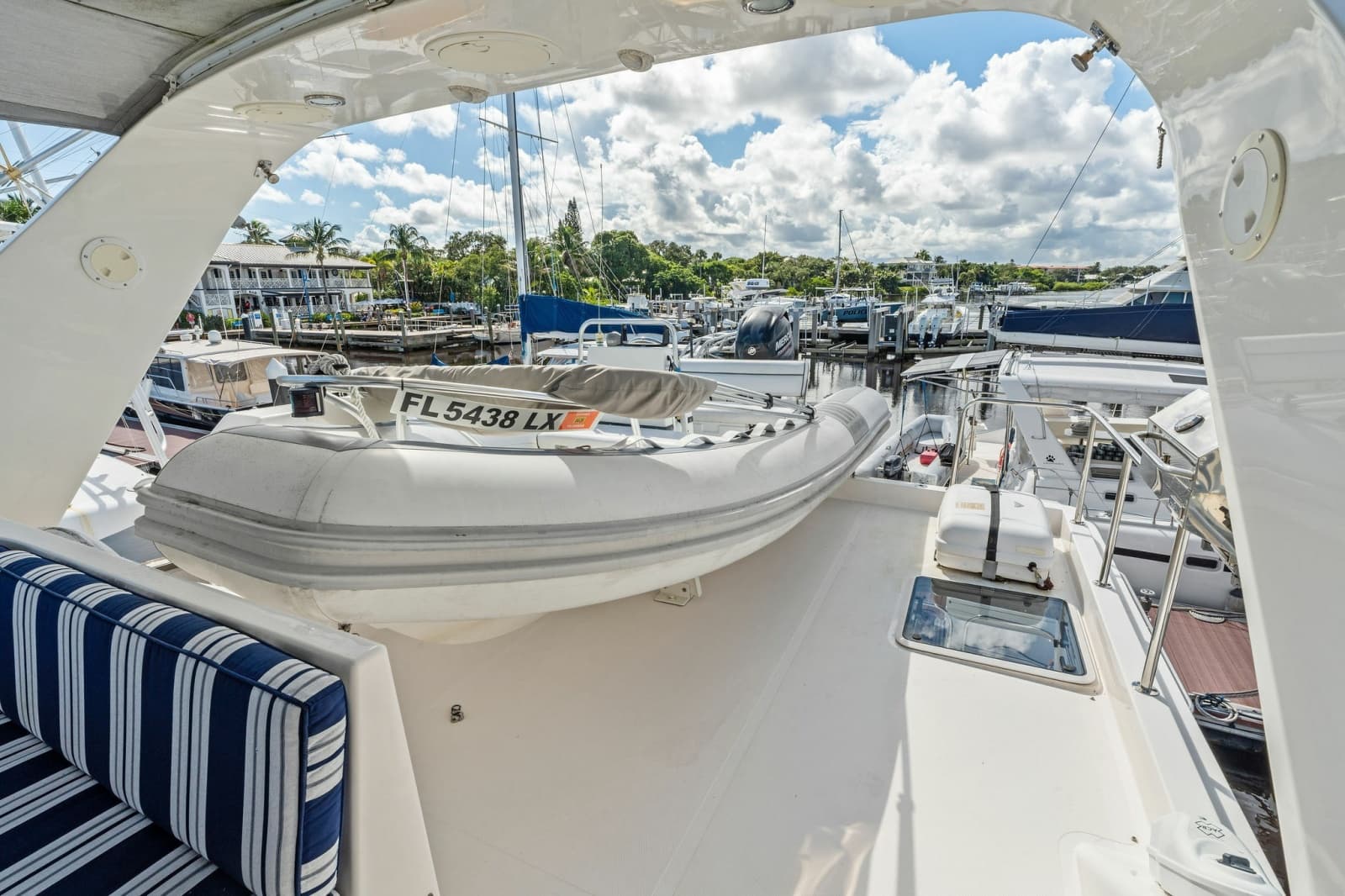 2001 Pacific Mariner 65