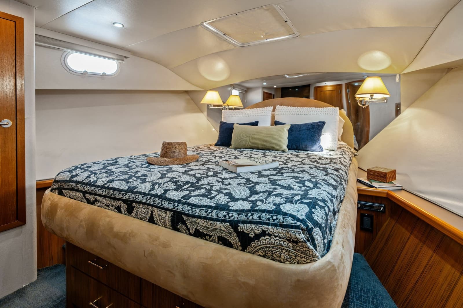 2001 Pacific Mariner 65
