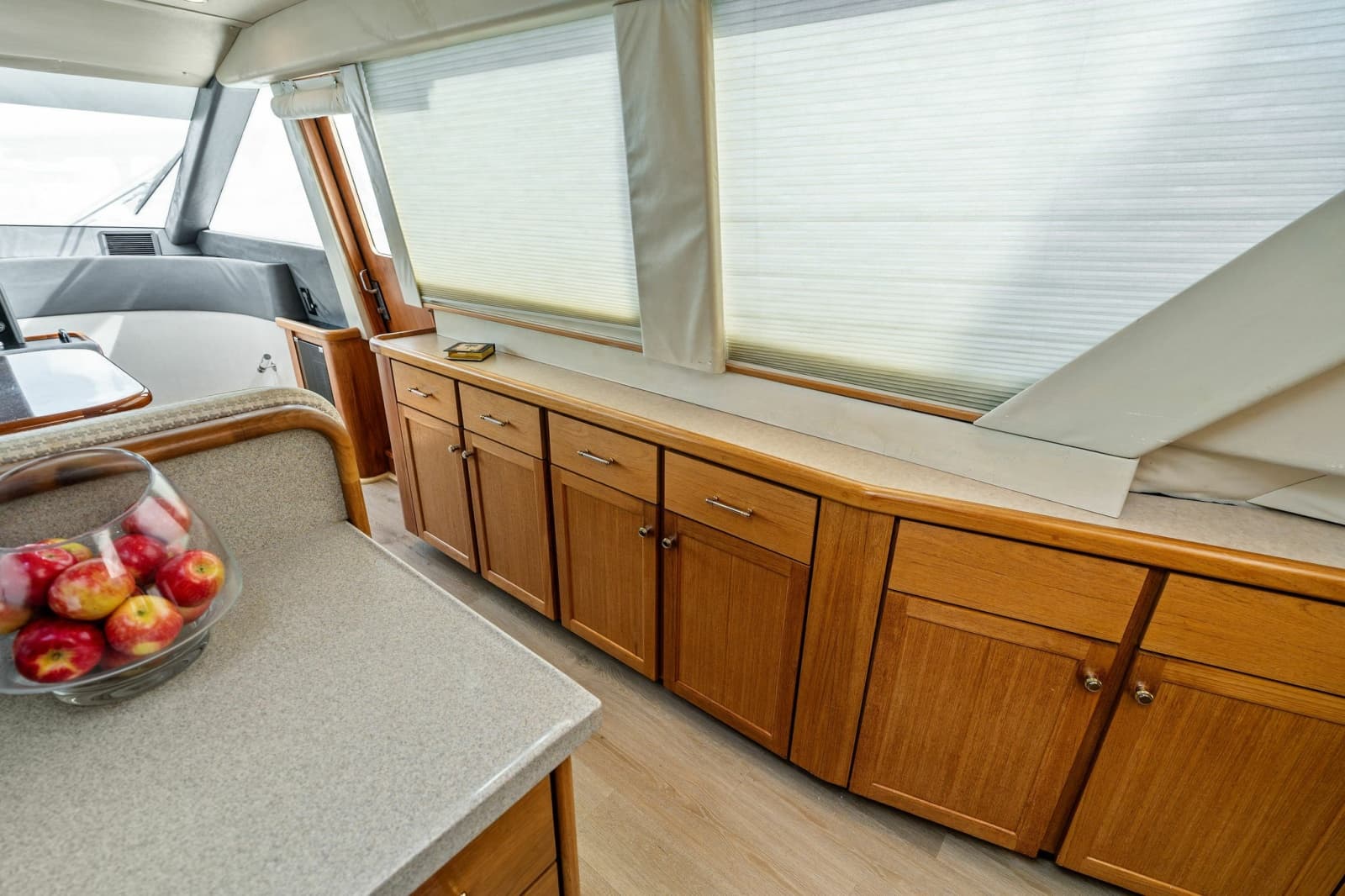 2001 Pacific Mariner 65