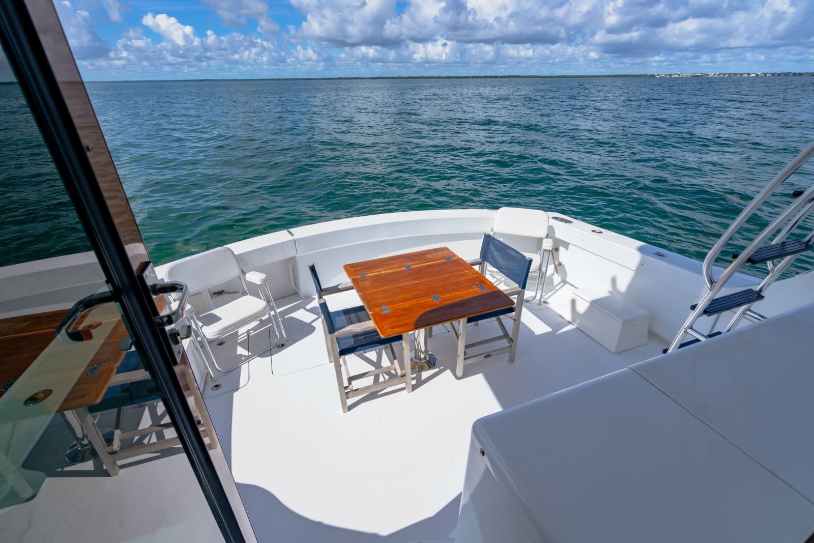 2004 Hatteras 54 Convertible