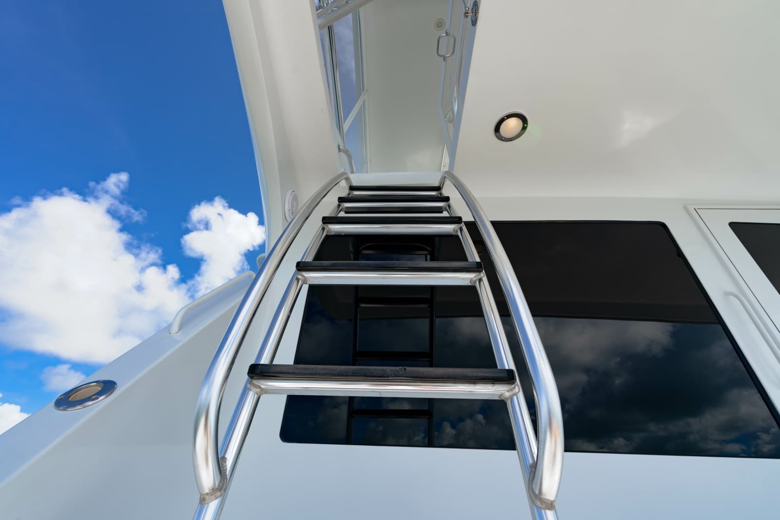 2004 Hatteras 54 Convertible