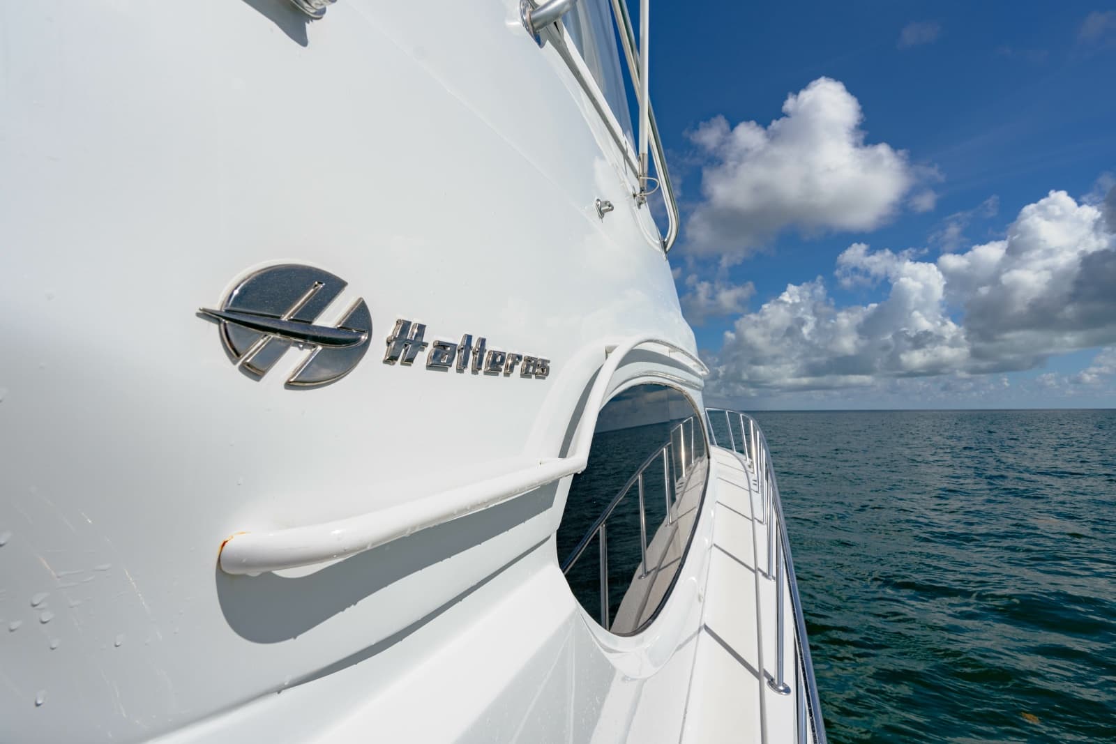 2004 Hatteras 54 Convertible