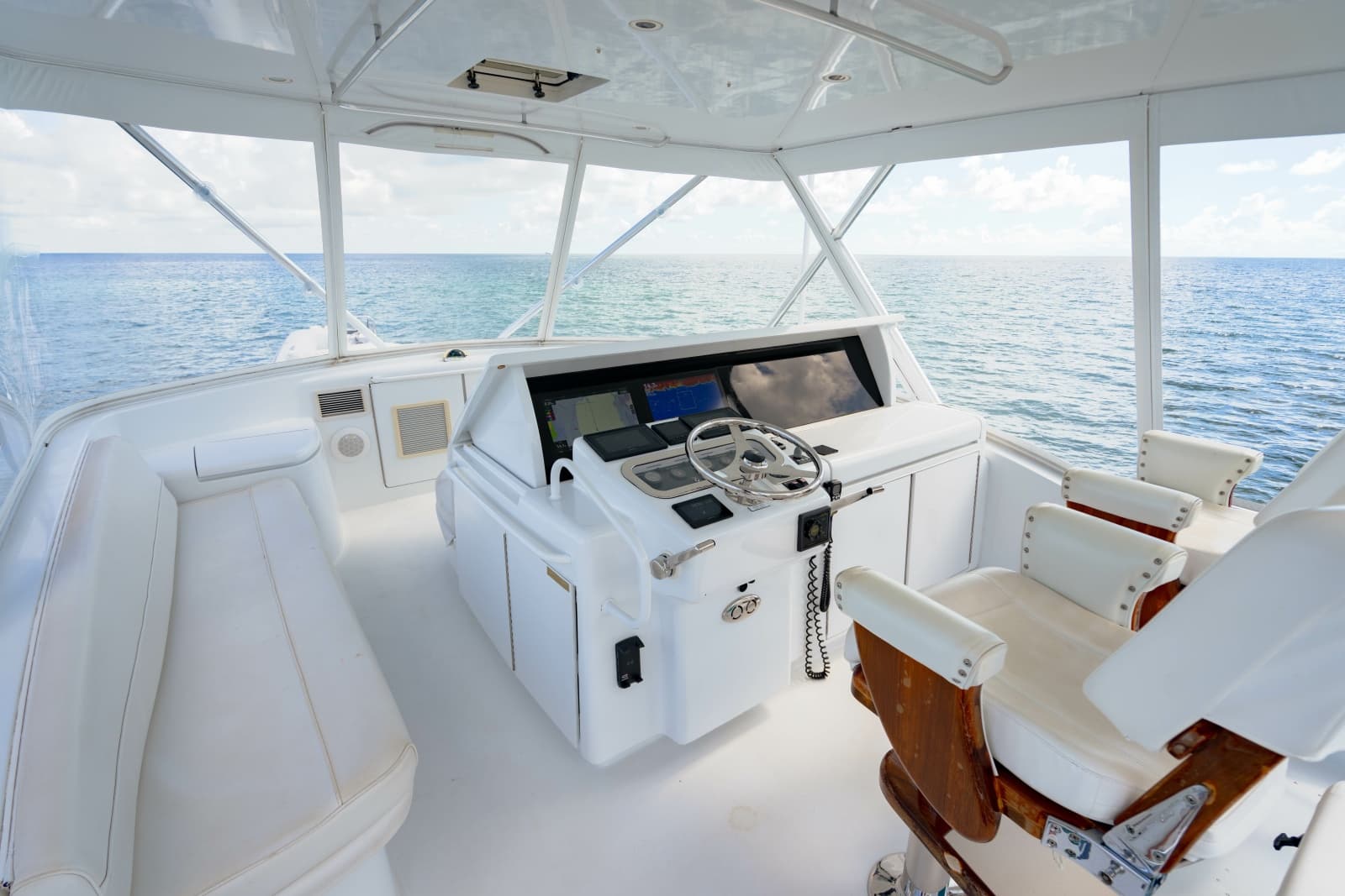 2004 Hatteras 54 Convertible