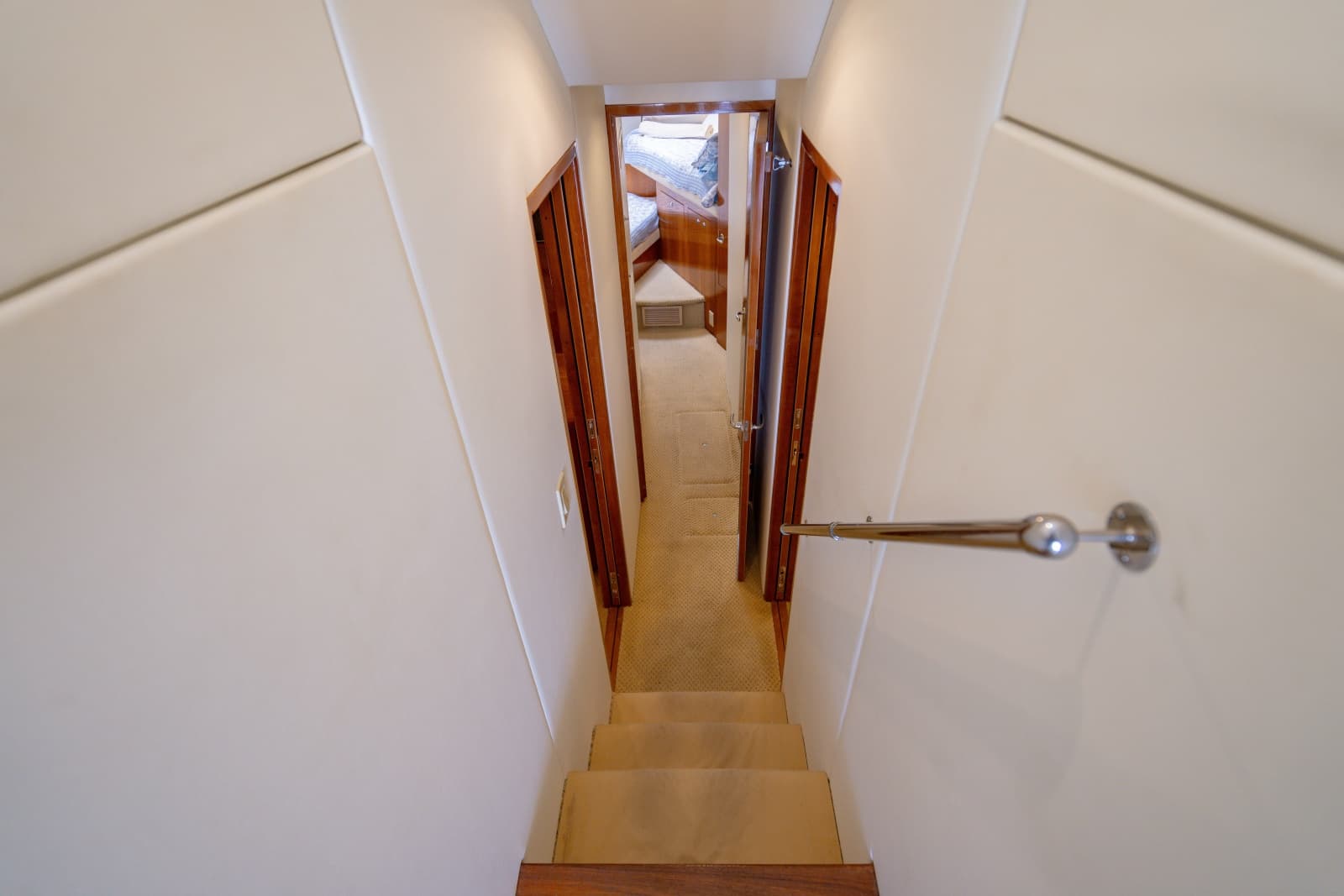2004 Hatteras 54 Convertible