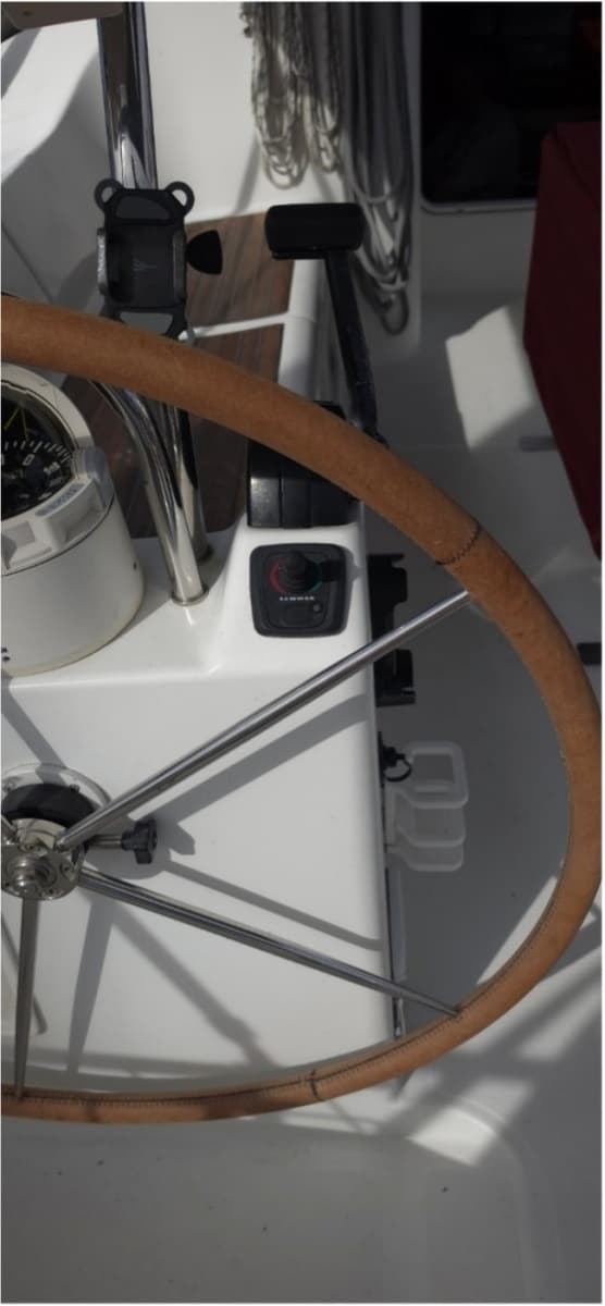 2005 Beneteau 