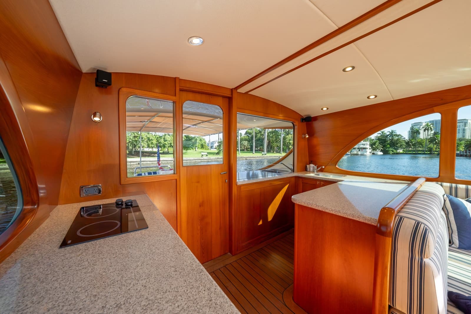 Salon Entry Way