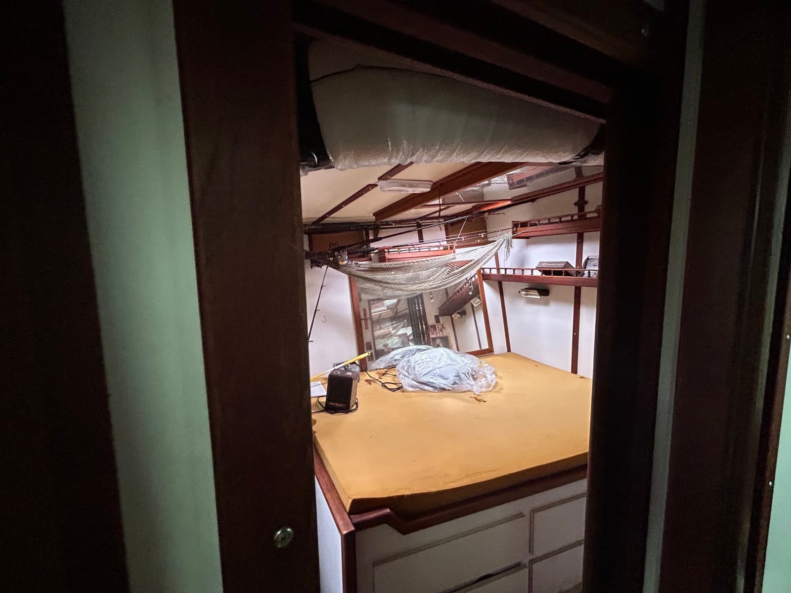 1990 Custom 57 Fishing