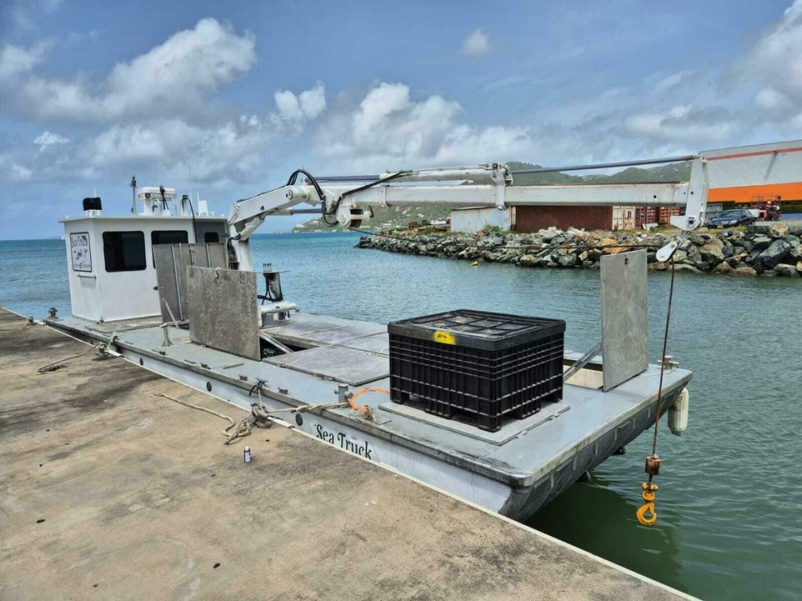 1985 Custom Aluminum Barge