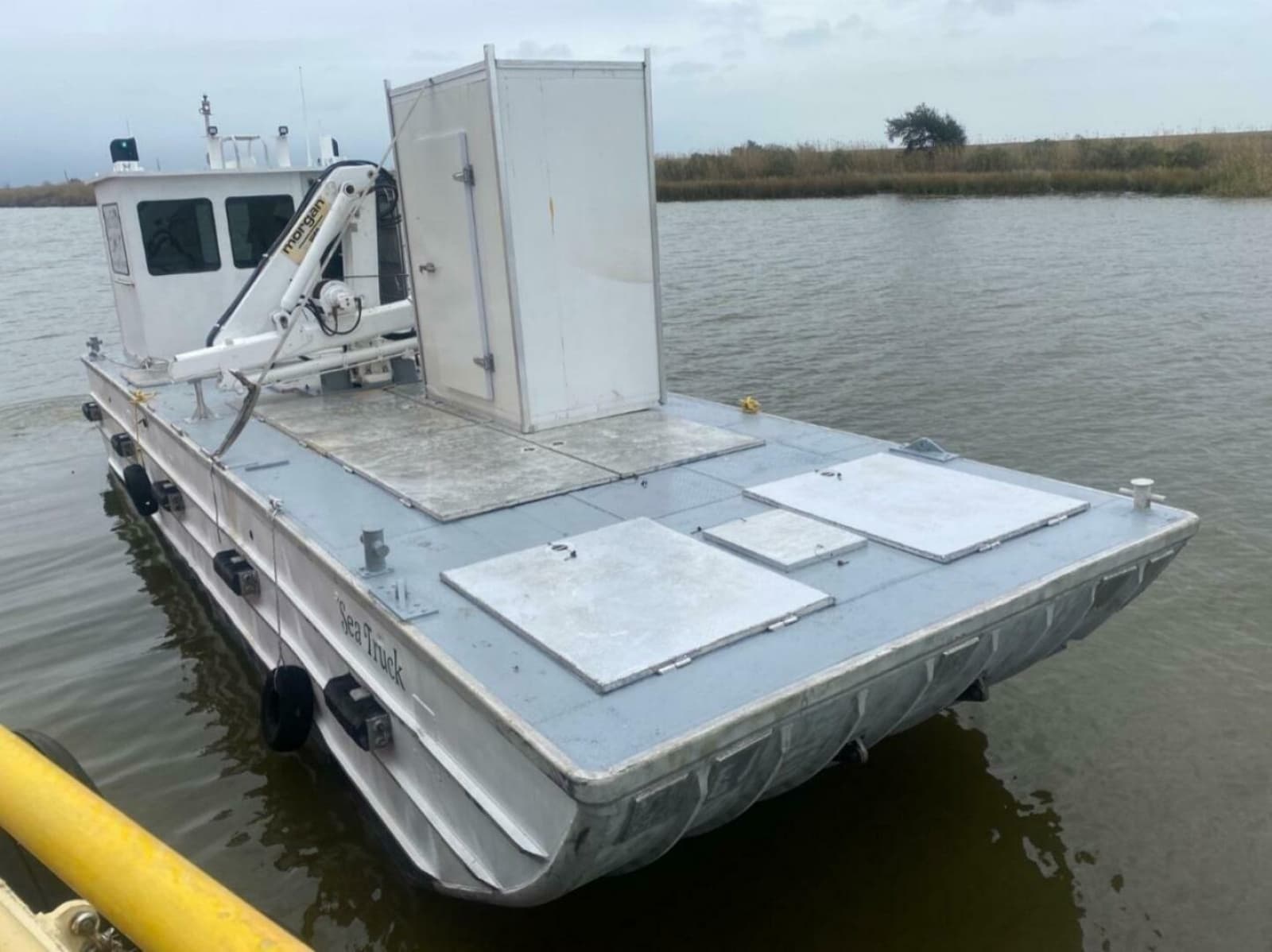 1985 Custom Aluminum Barge