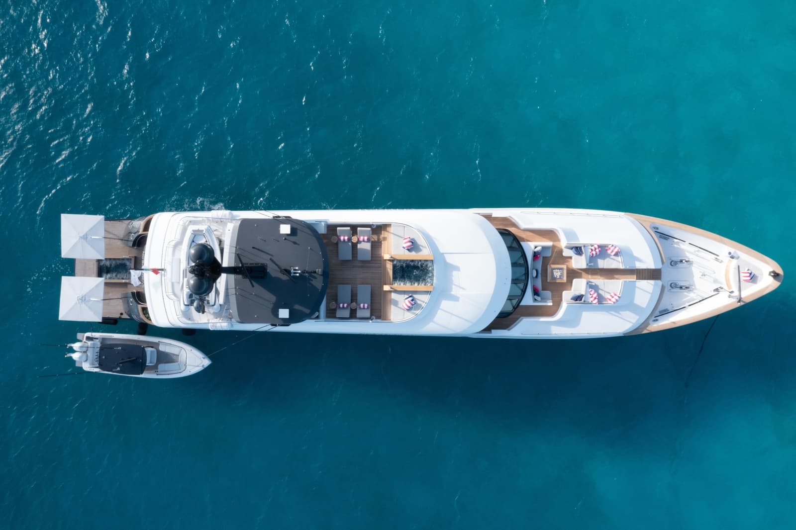 2000 Trinity Yachts 