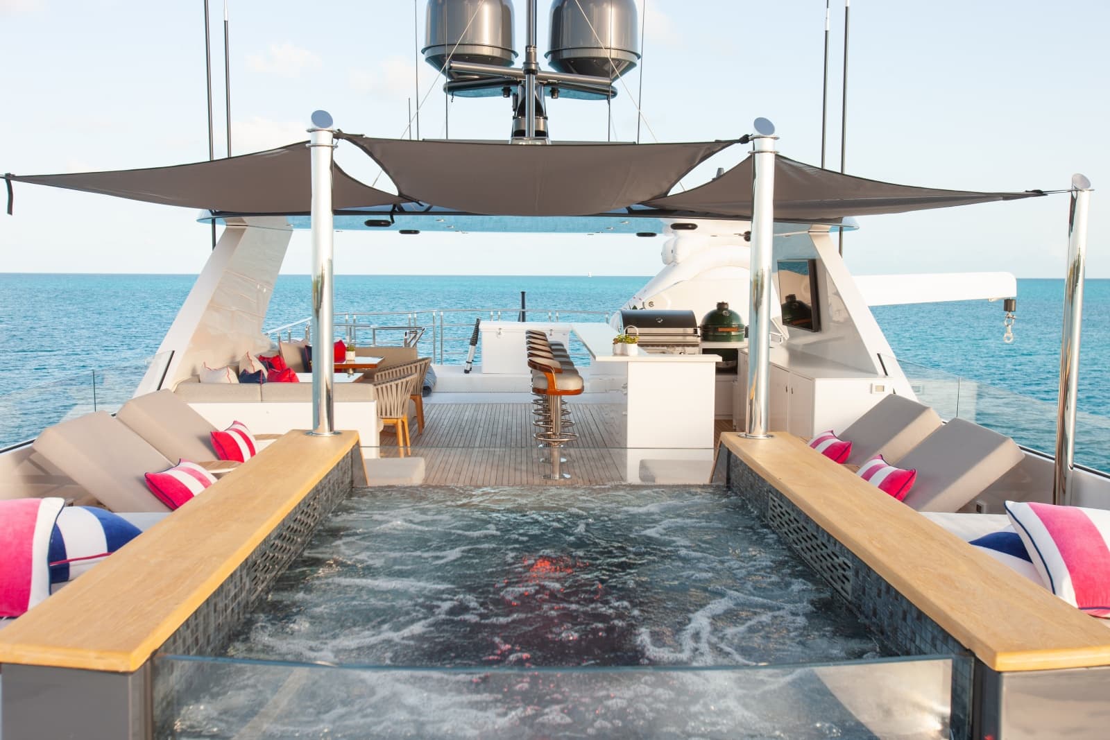 2000 Trinity Yachts 