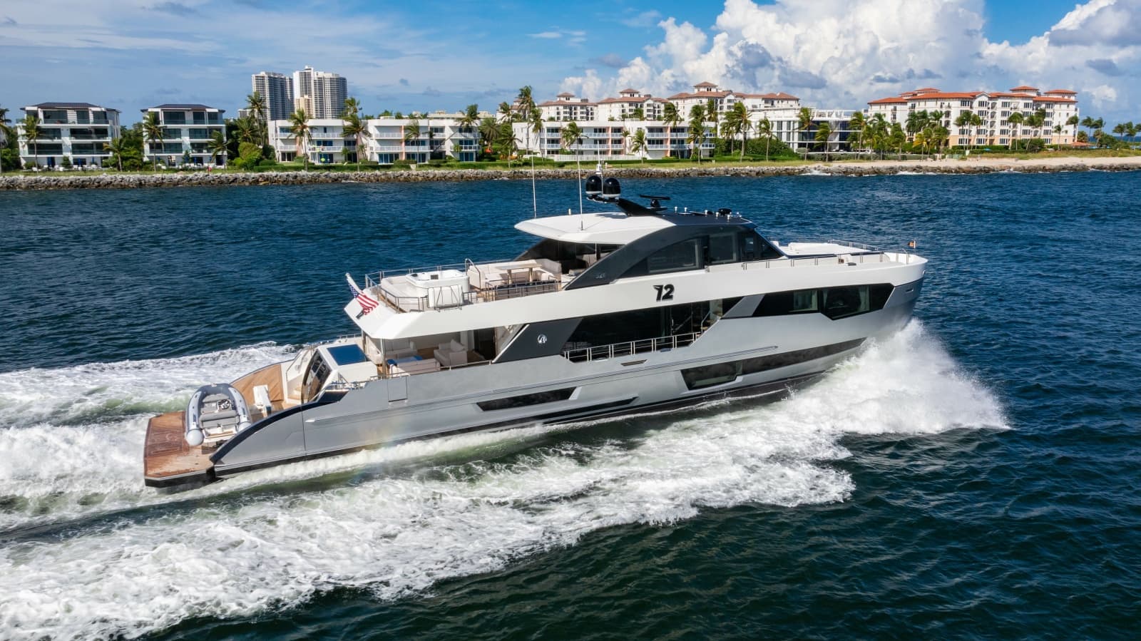 2023 Ocean Alexander 32 Explorer