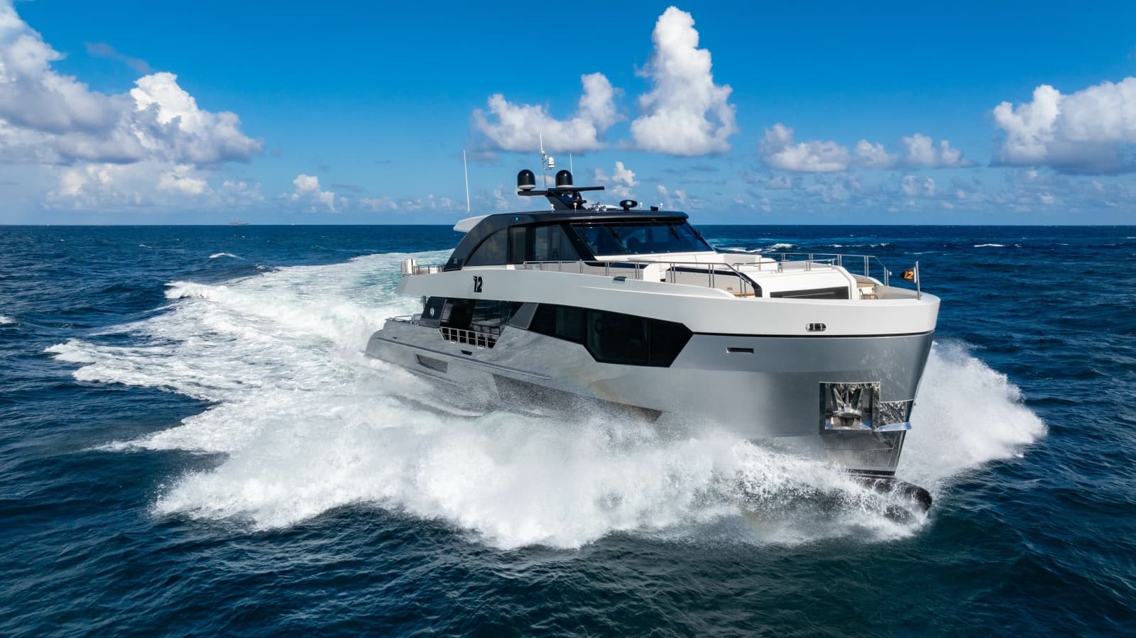 2023 Ocean Alexander 32 Explorer