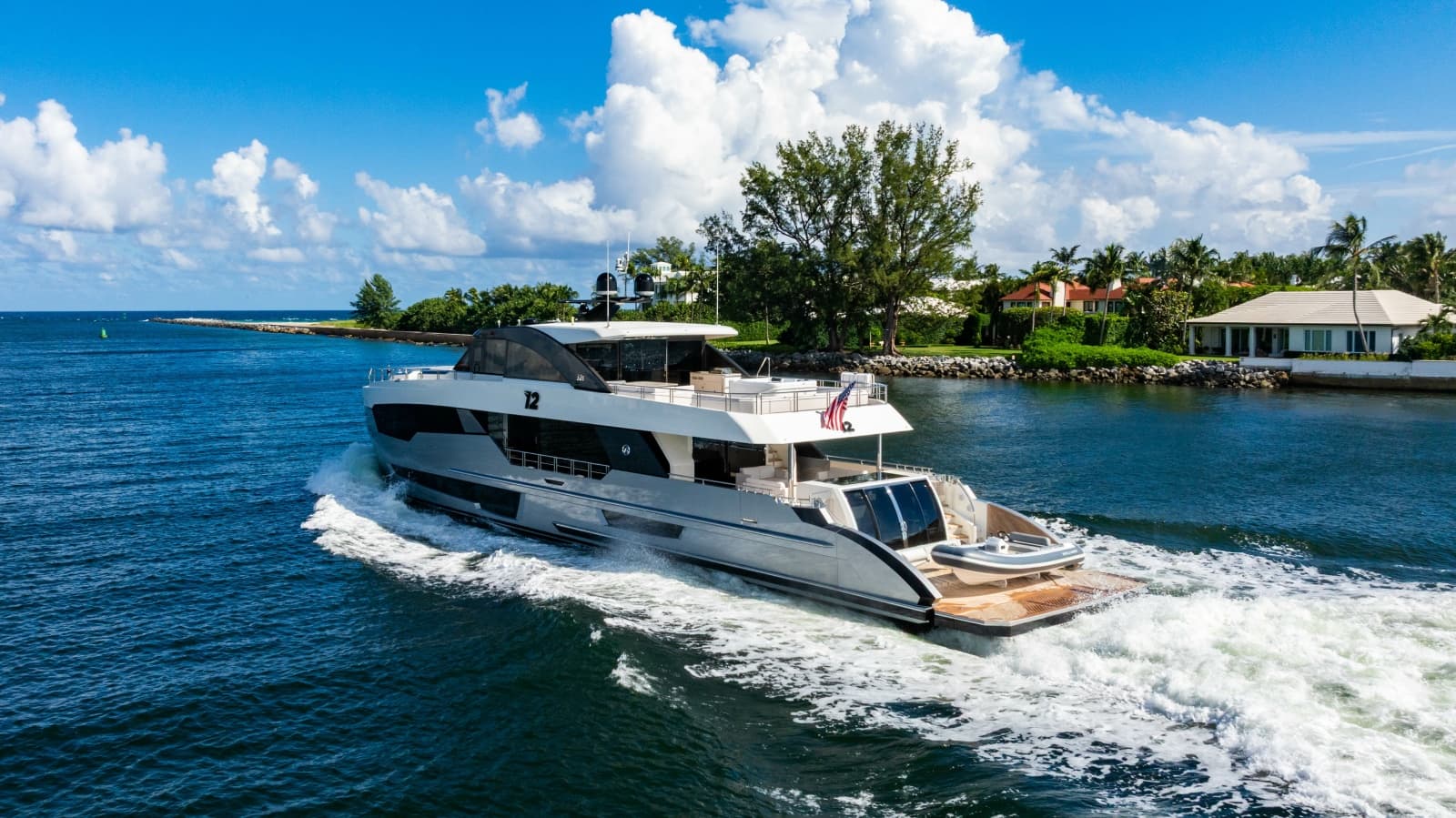 2023 Ocean Alexander 32 Explorer