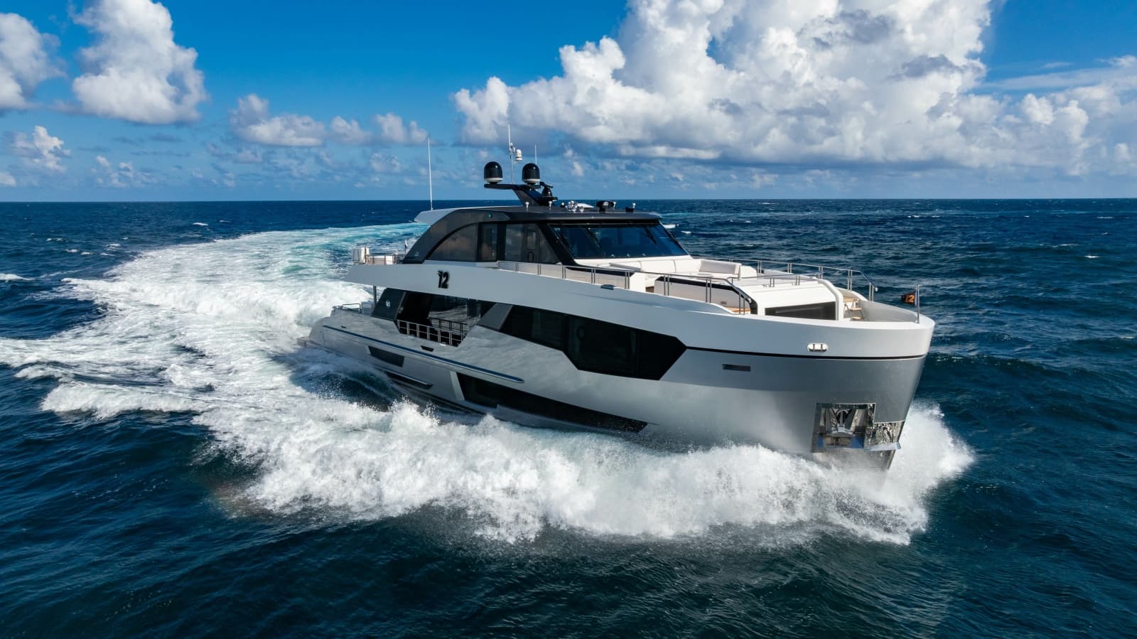 2023 Ocean Alexander 32 Explorer