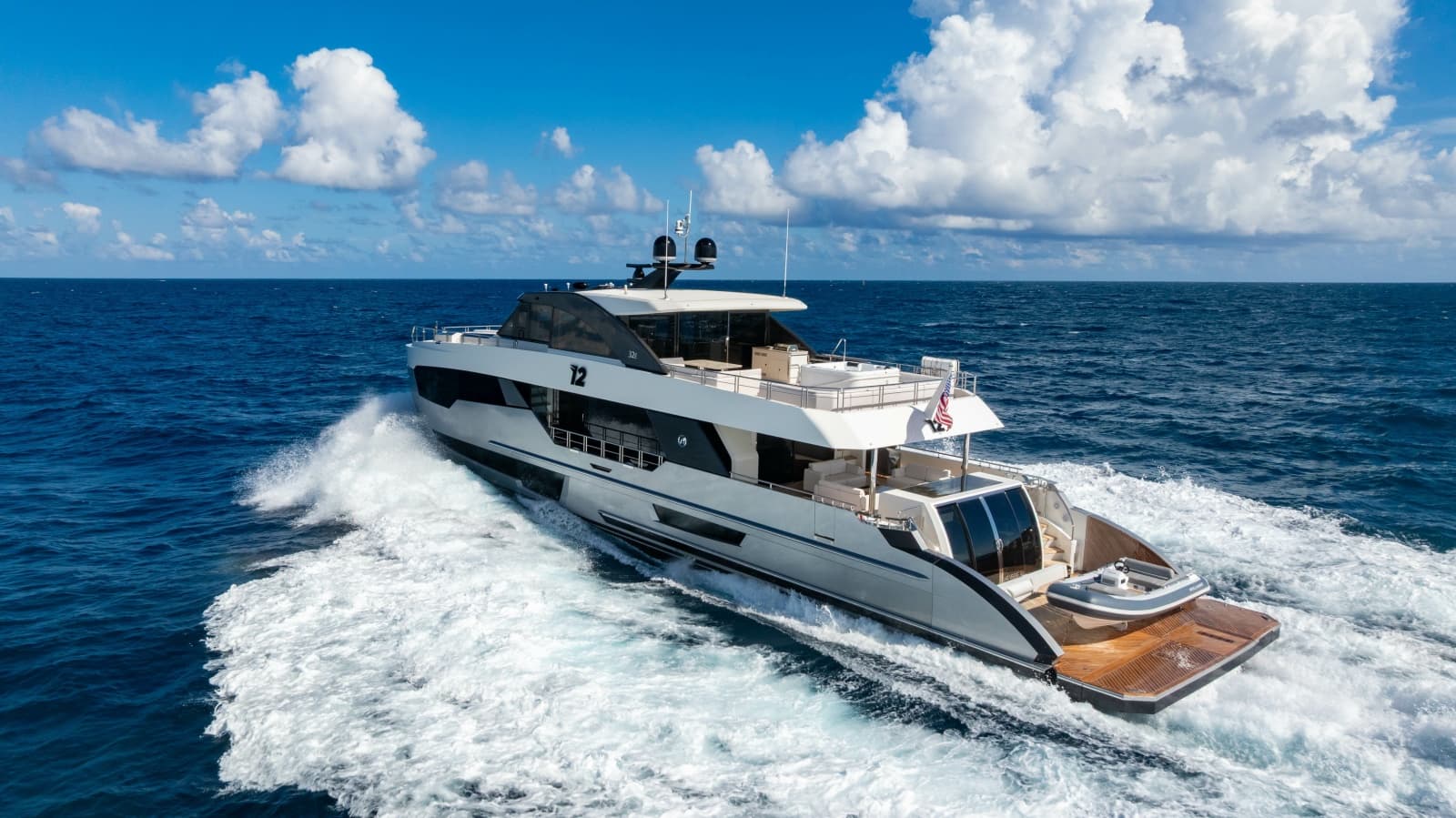 2023 Ocean Alexander 32 Explorer