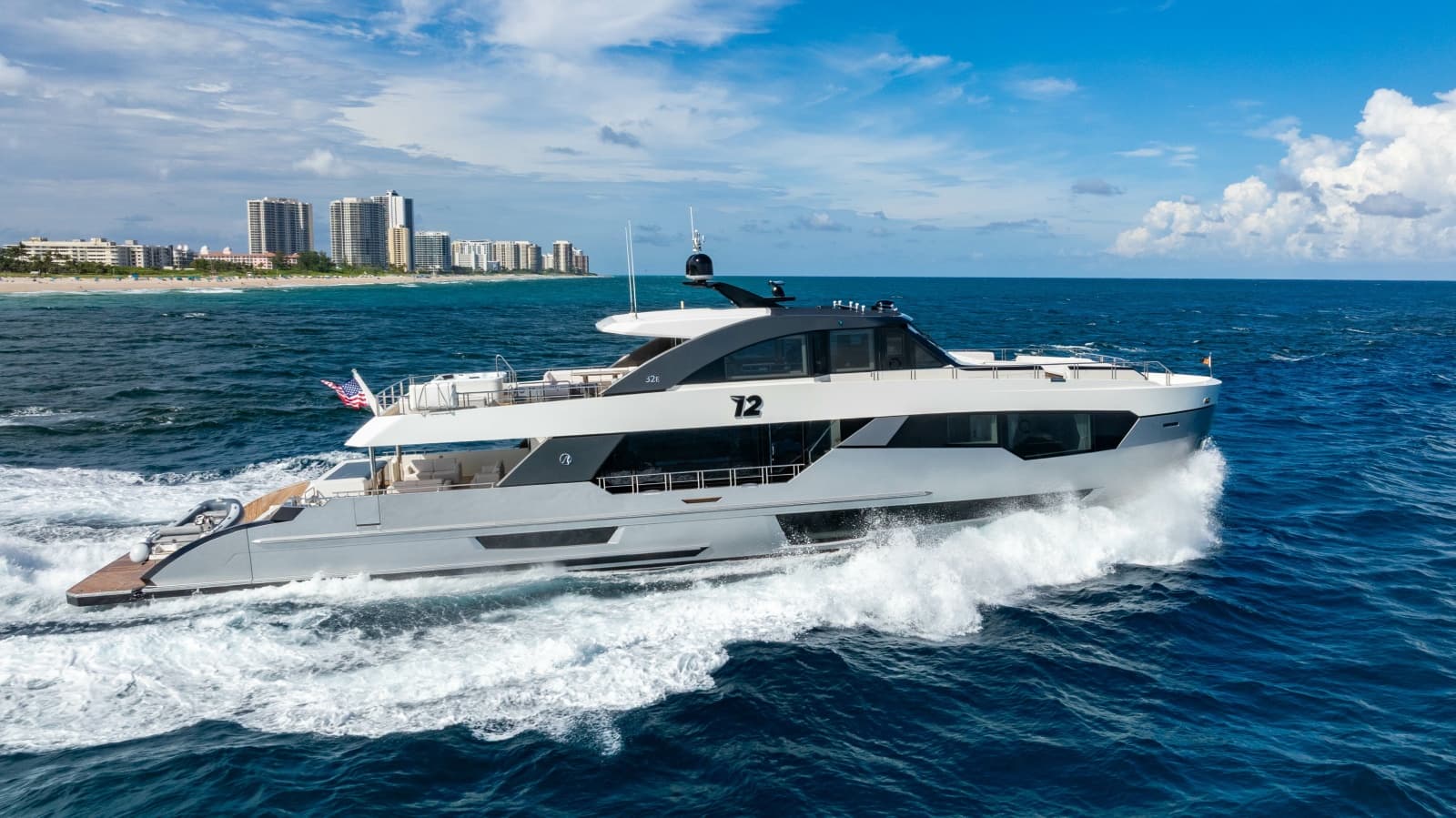 2023 Ocean Alexander 32 Explorer