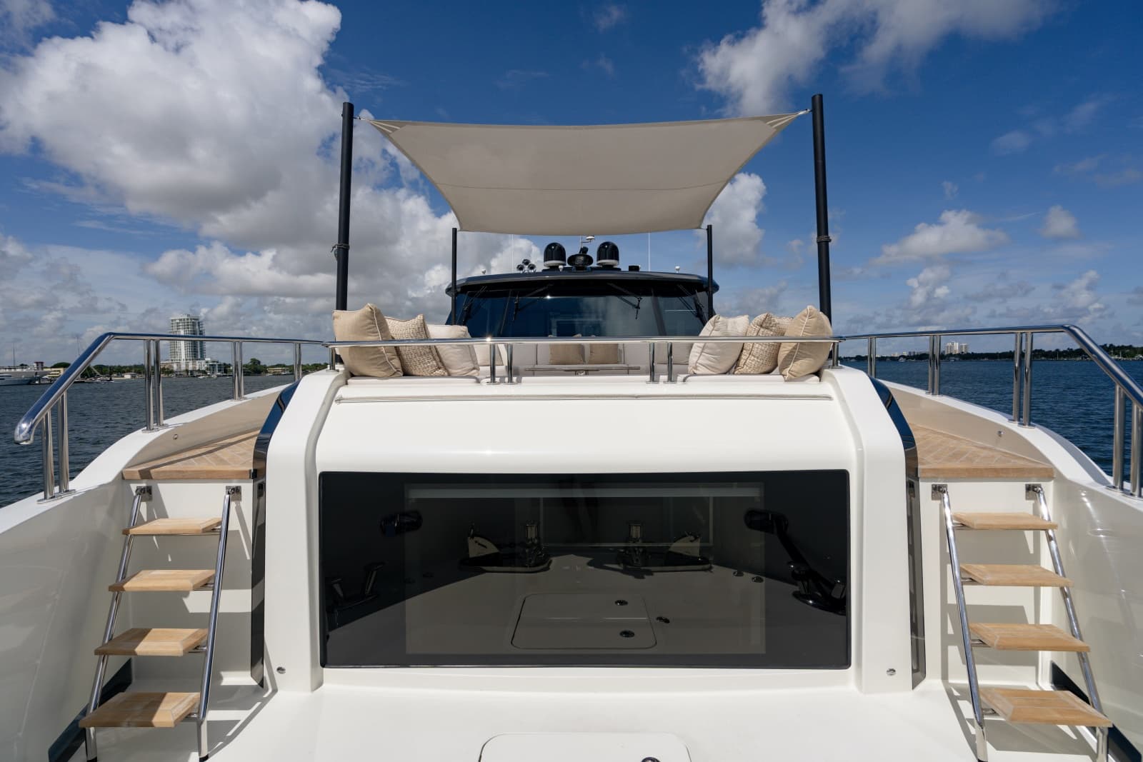 2023 Ocean Alexander 32 Explorer