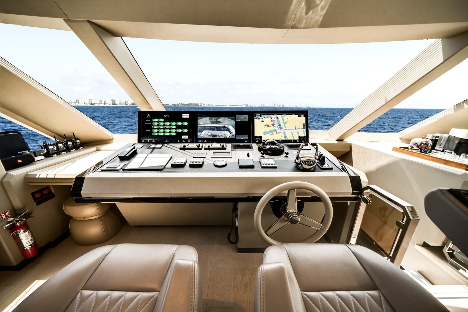 2024 Ocean Alexander 30R