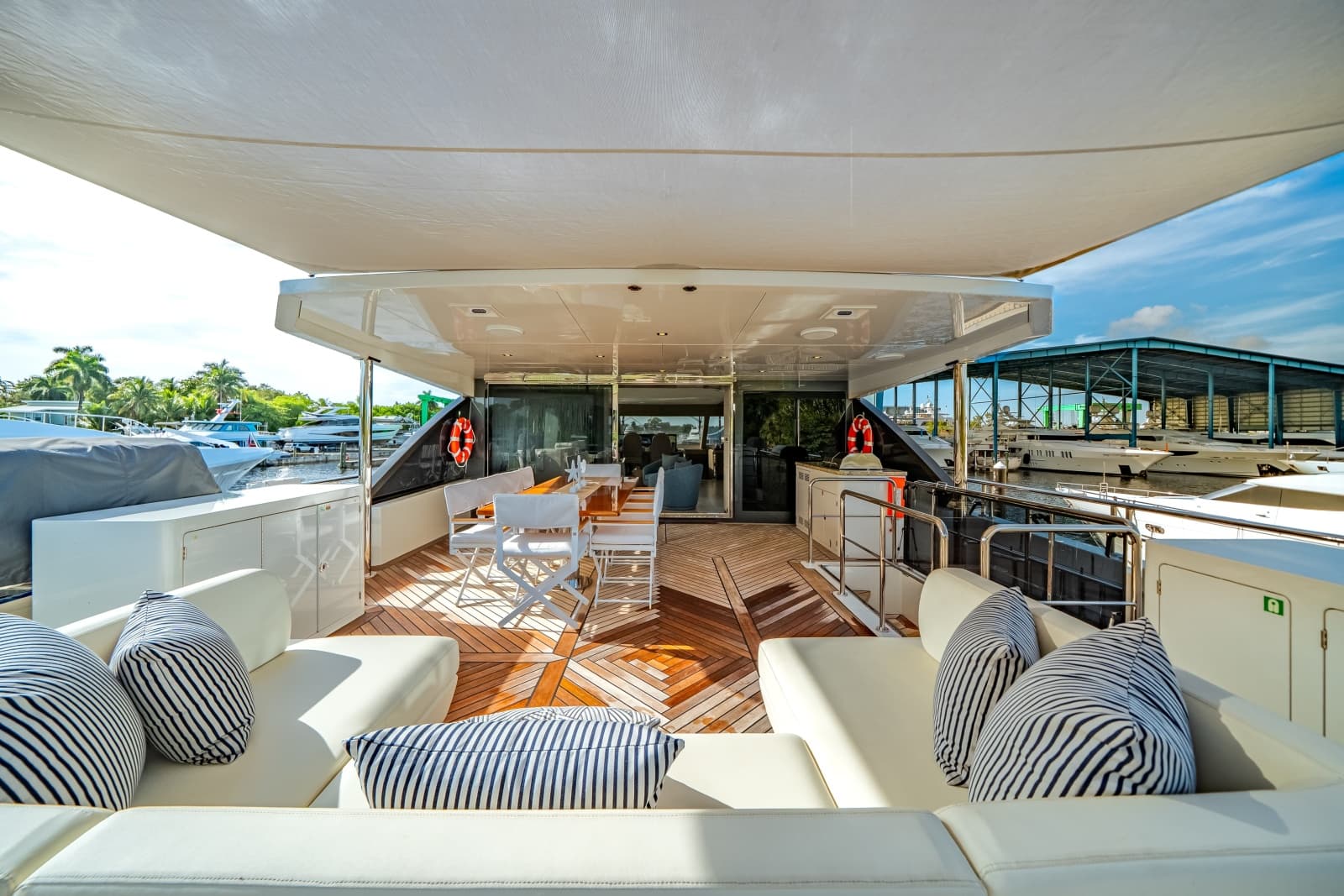 2024 Ocean Alexander 30R