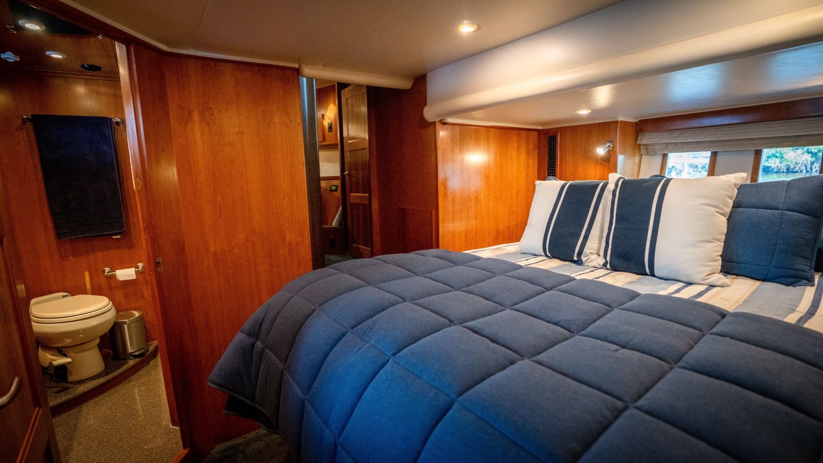 2008 Navigator 5100 Motor Yacht