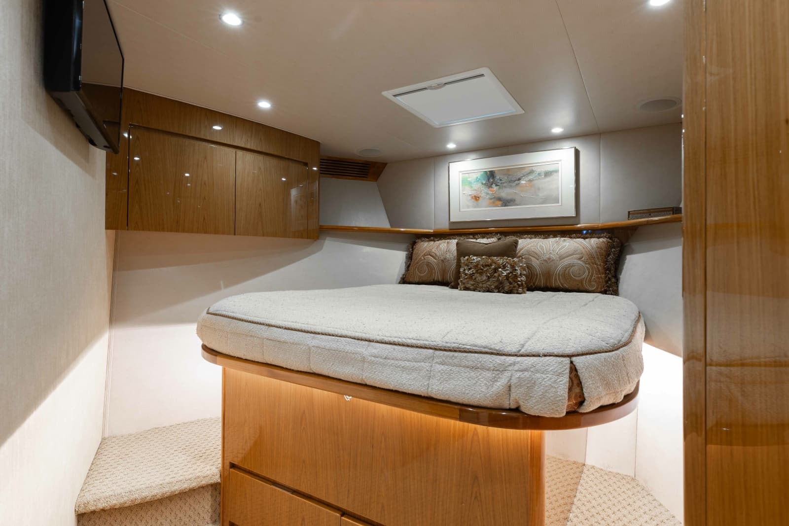 2012 Viking 76 Enclosed Bridge