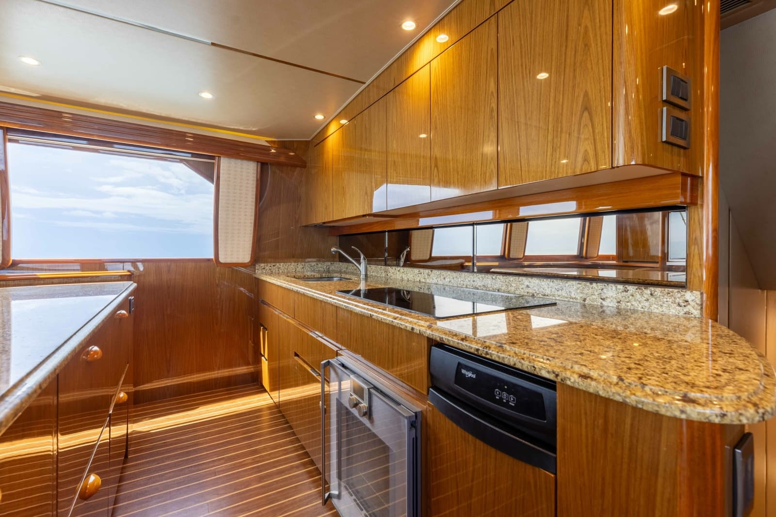 2012 Viking 76 Enclosed Bridge