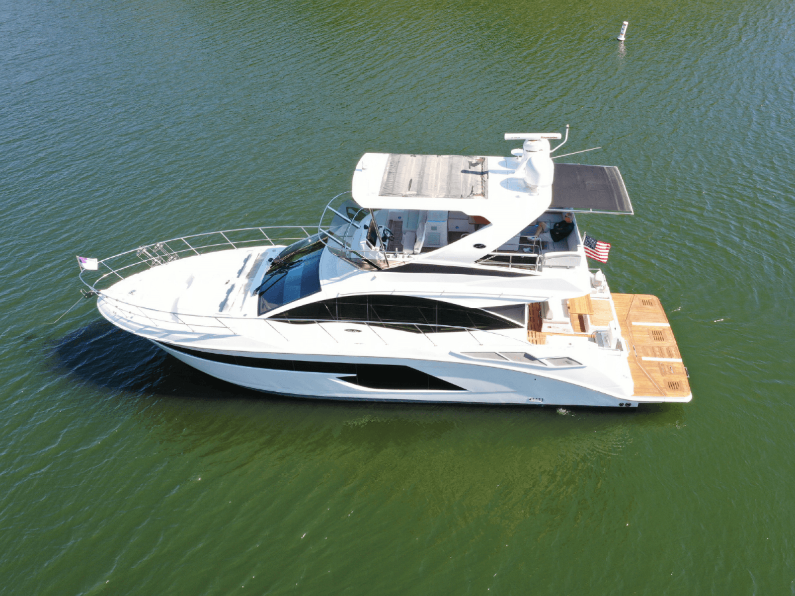 2018 Sea Ray FLY 520