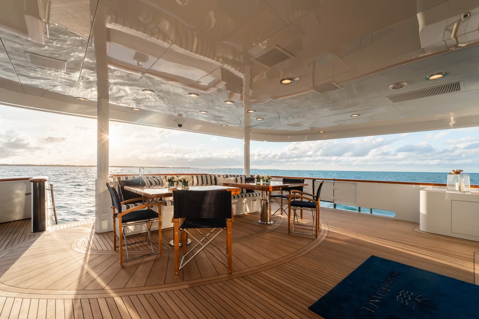 2004 Trinity Yachts 