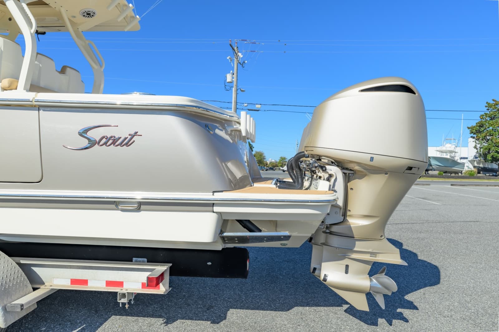 2018 Scout 355 LXF
