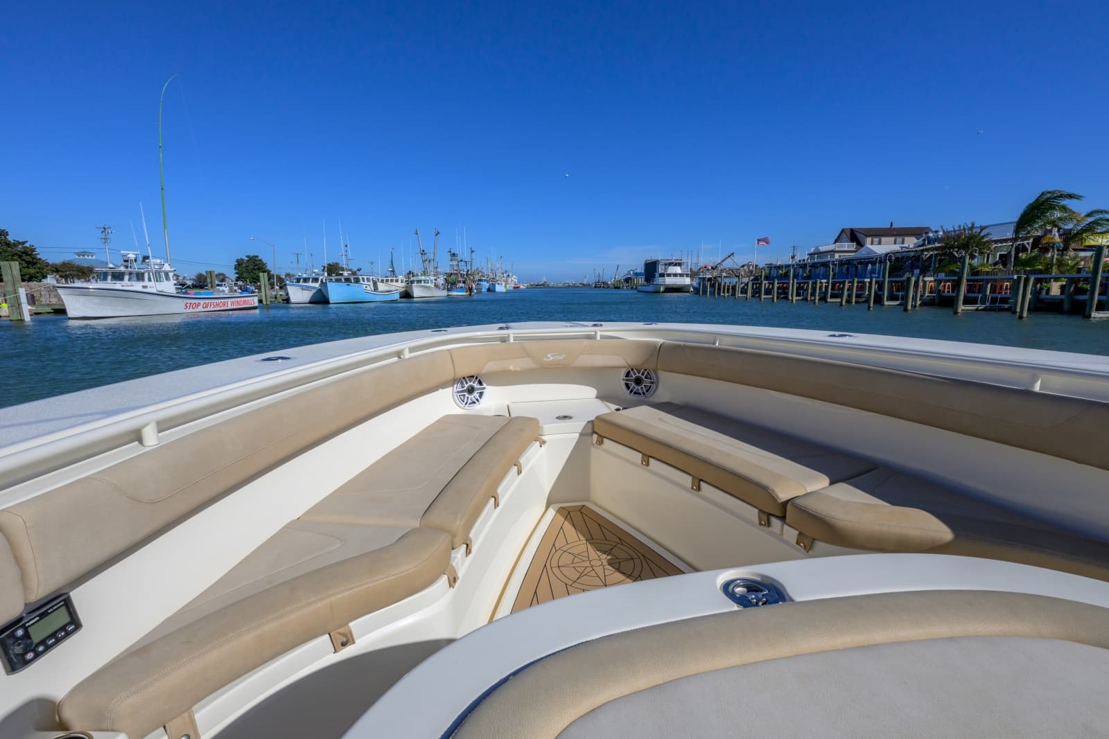 2018 Scout 355 LXF