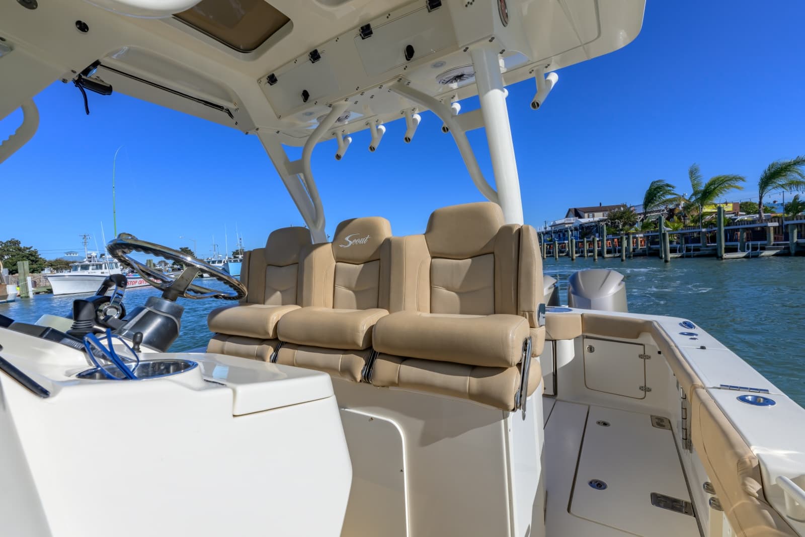 2018 Scout 355 LXF
