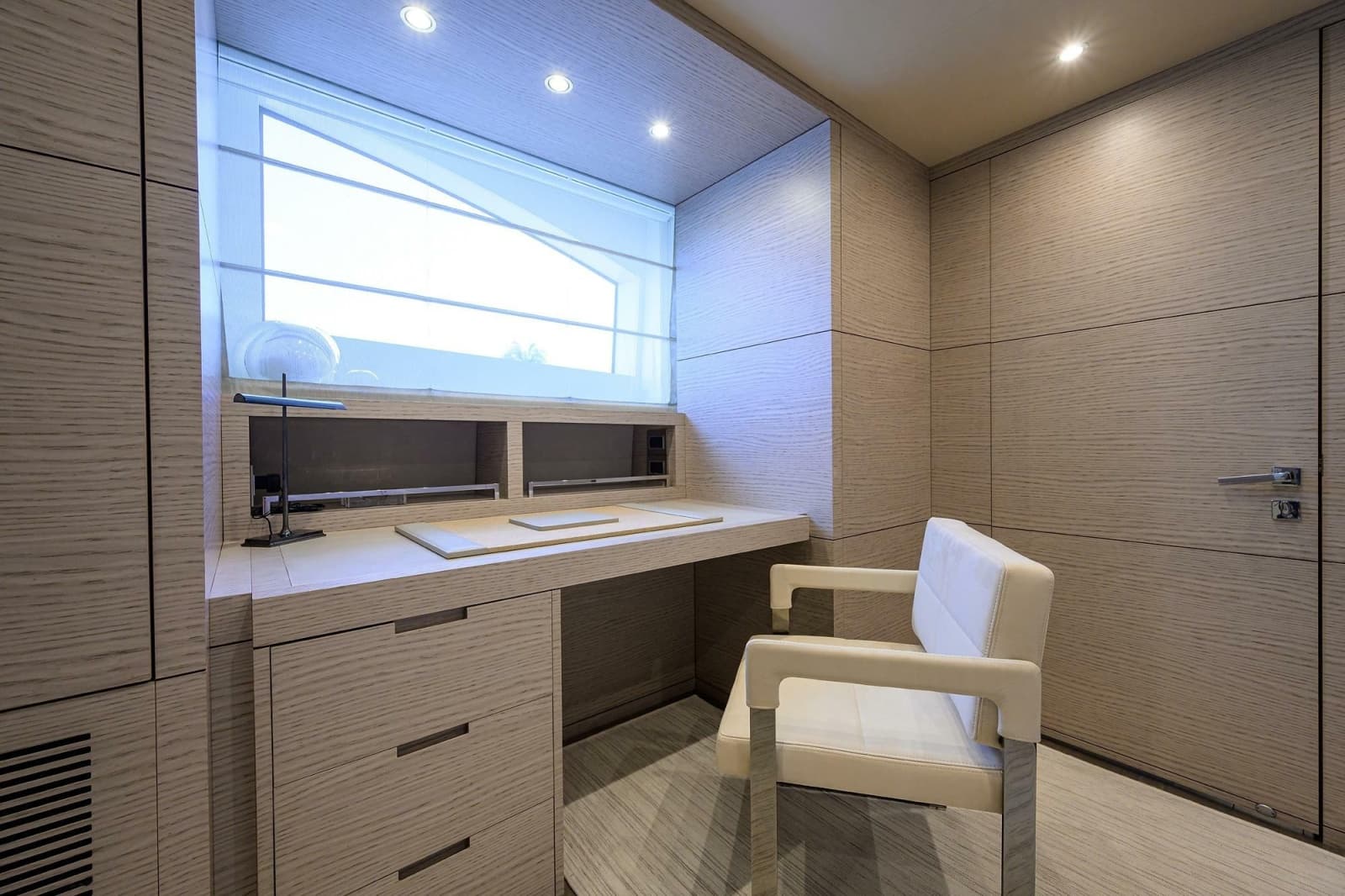 Master Stateroom Office