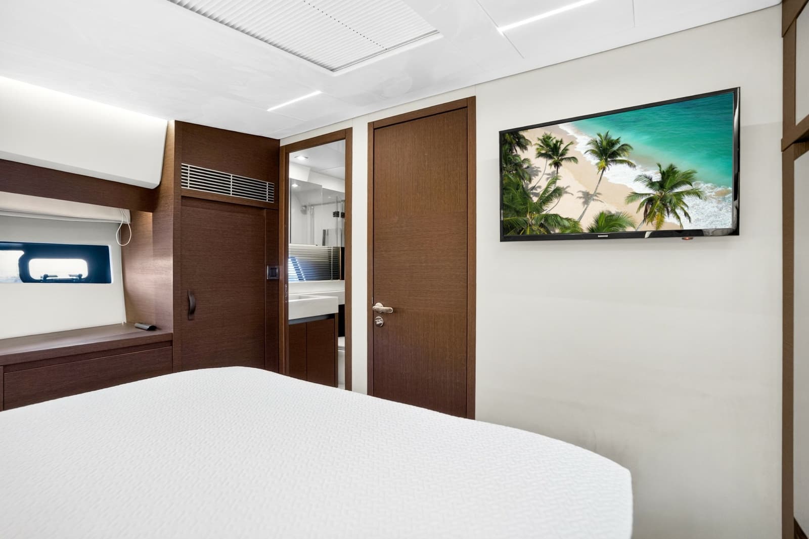 2019 Prestige 520S