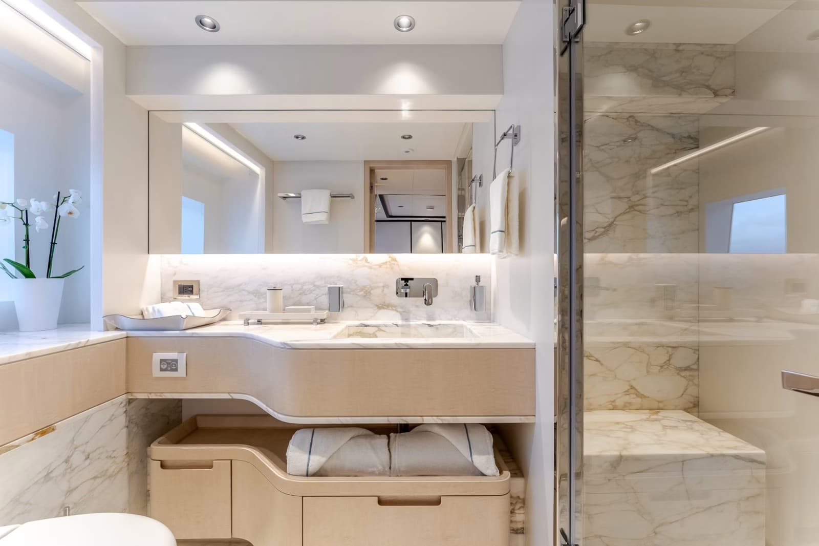 2024 Gulf Craft Majesty 120