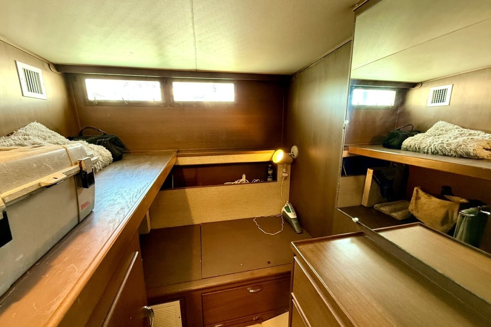 1967 Chris-Craft 47 Commander