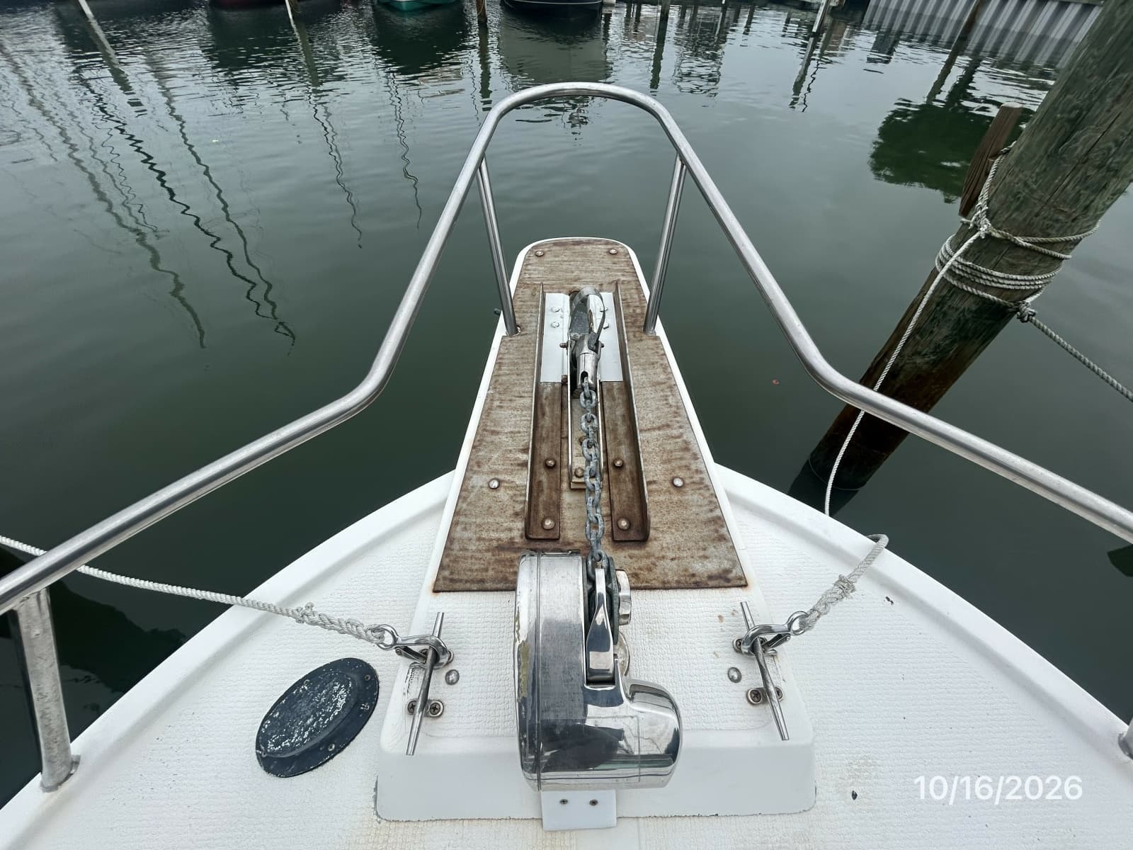 26' Shamrock anchor windlass3