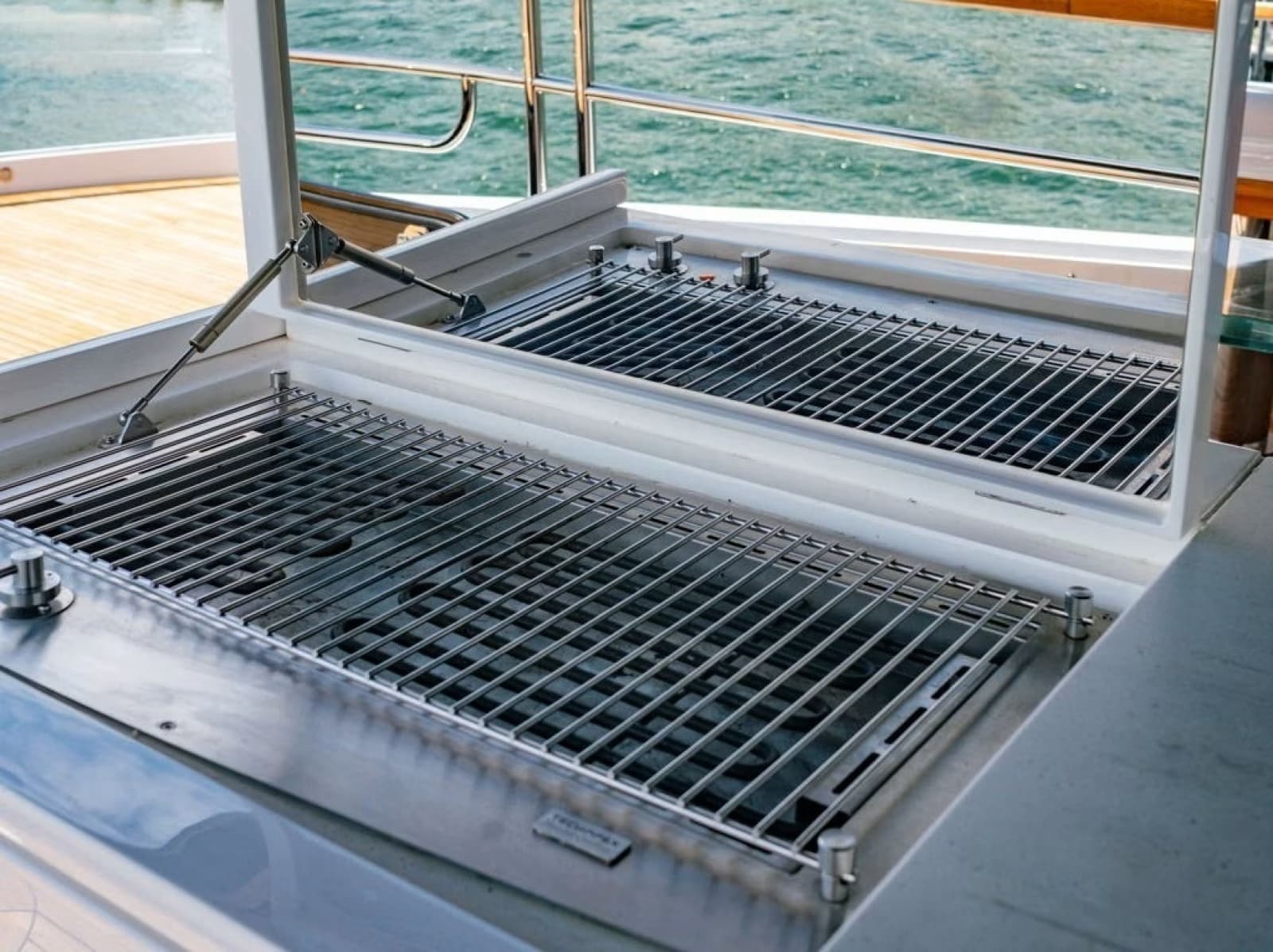 2024 Sunseeker 