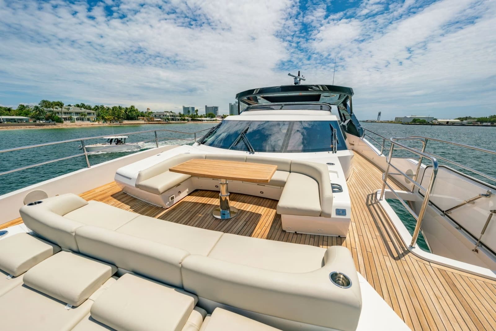 2024 Sunseeker 